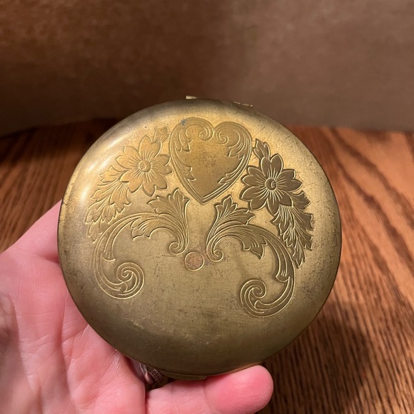 Other - Vintage Zell Fifth Ave Refillable Powder Compact Gold Tone 1950s Powder Compact